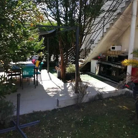 La Pastourelle 250 M2 Villa *